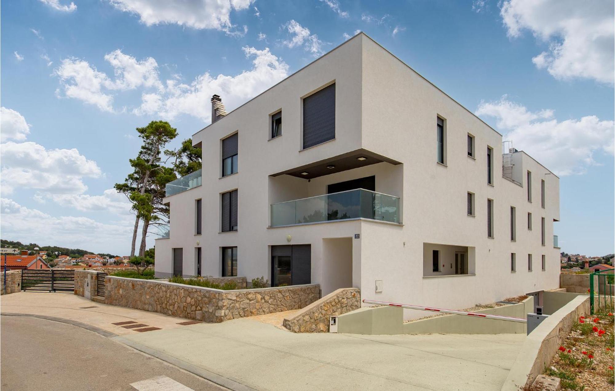 Amazing Apartment In Mali Losinj With Wifi Buitenkant foto